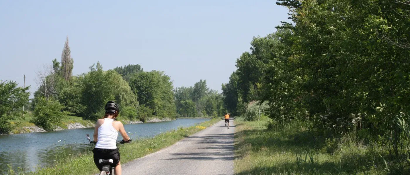 Carignan_piste-cyclable_CAR_2010